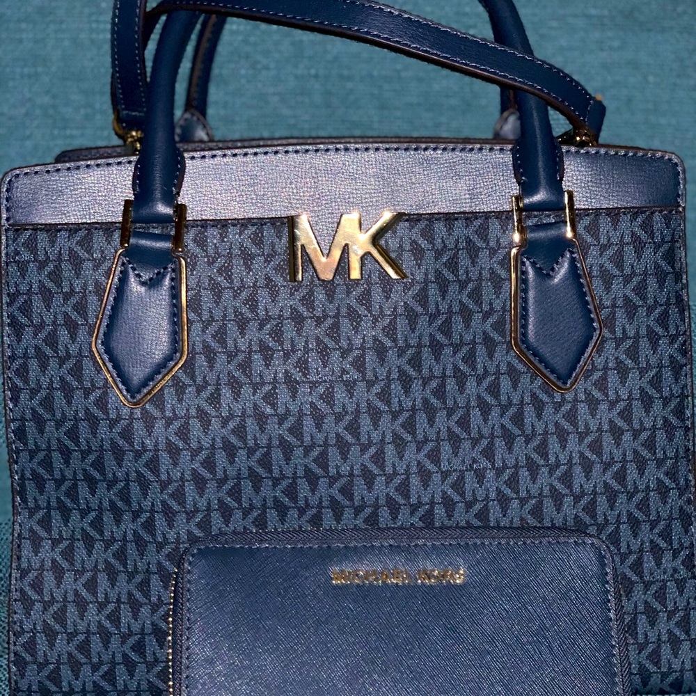 Michael Kors handbag and wallet